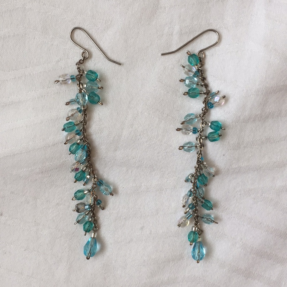 Earrings with jade, light blue + iridescent beads